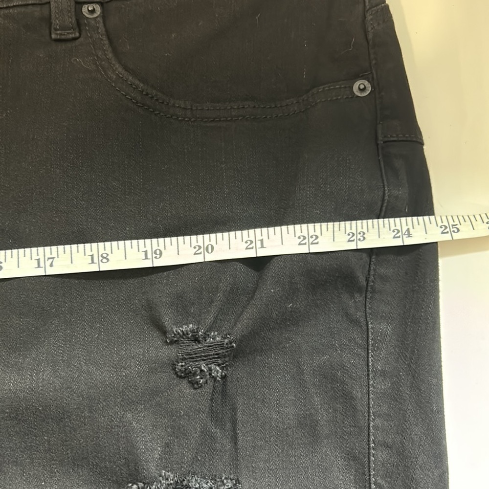 Torrid NWT Bombshell Skinny Lycra First at Fit Black Distressed Women's 26T - Picture 12 of 15